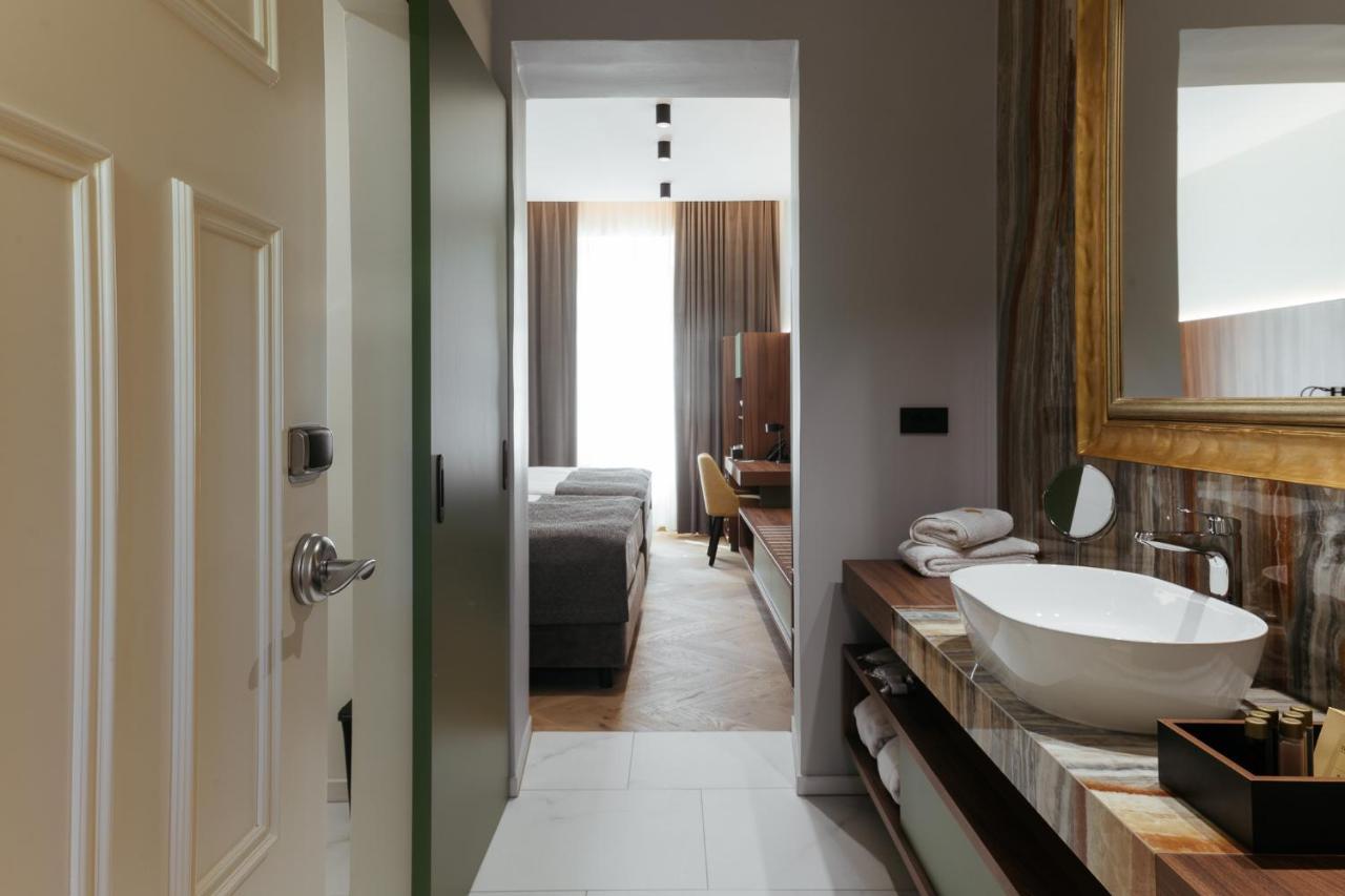 Hotel Svicarija - Terme ドブラナ エクステリア 写真