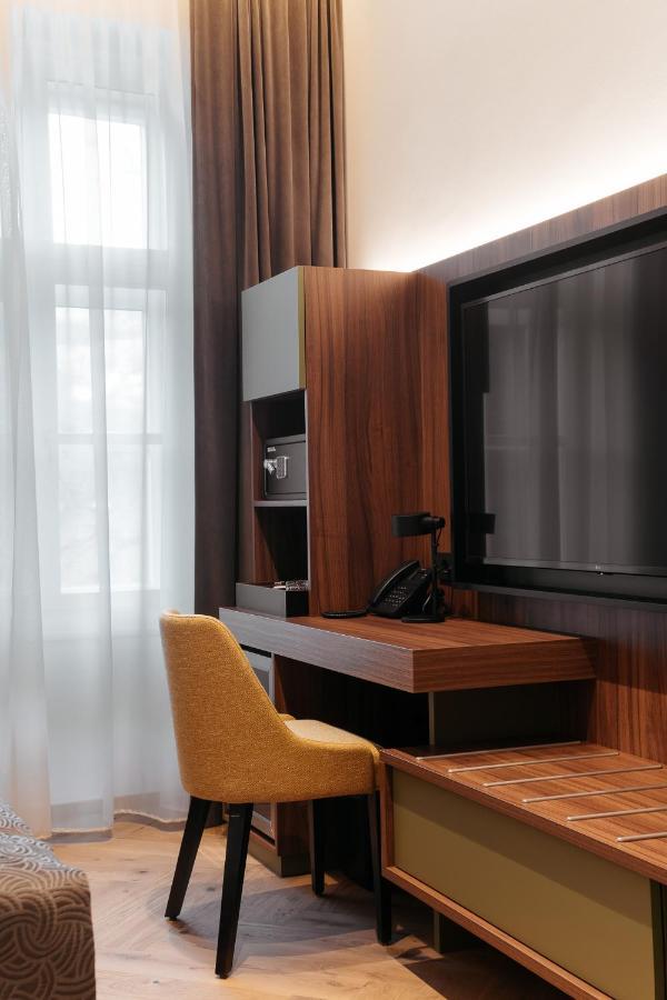 Hotel Svicarija - Terme ドブラナ エクステリア 写真