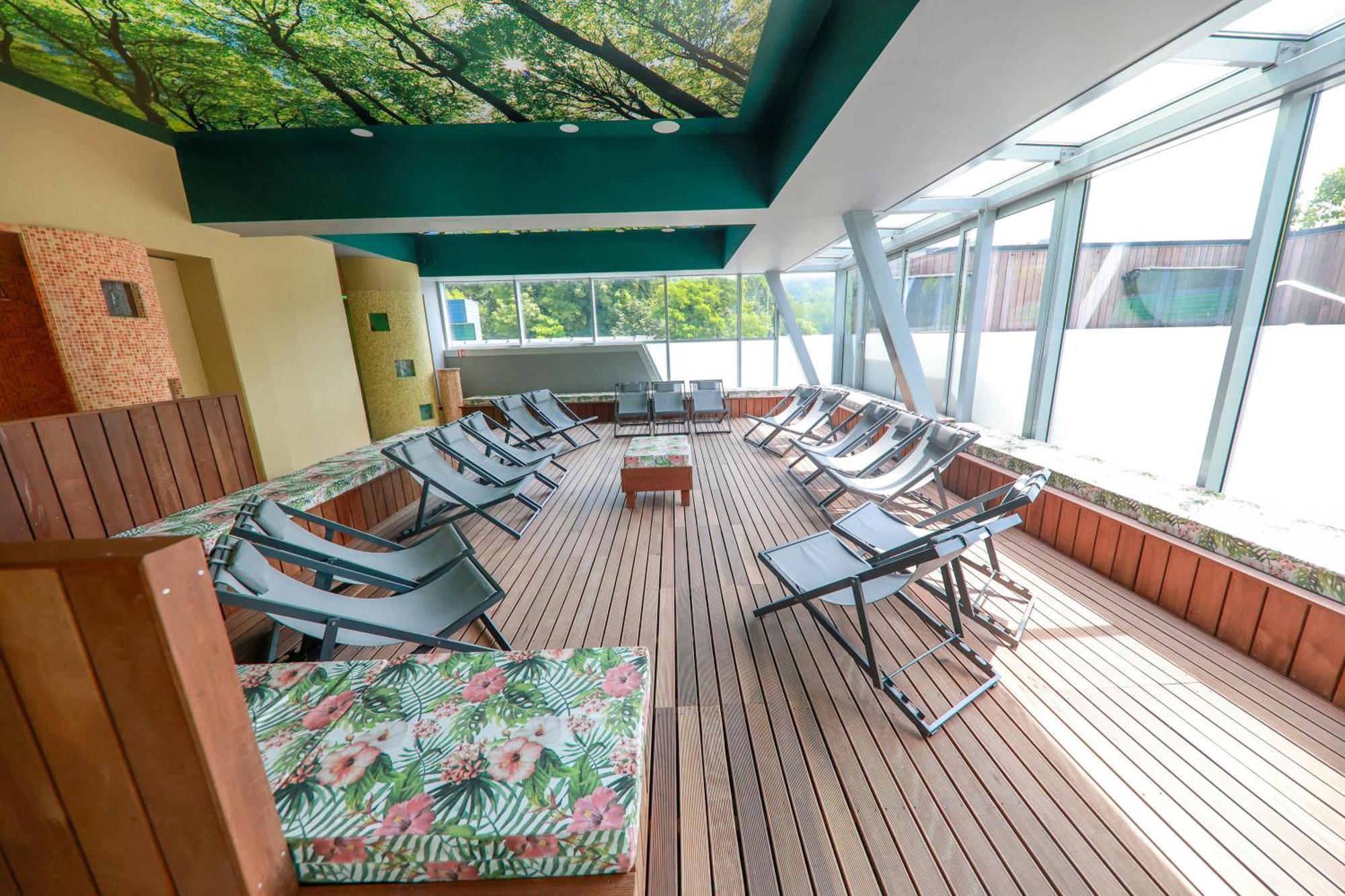 Hotel Svicarija - Terme ドブラナ エクステリア 写真