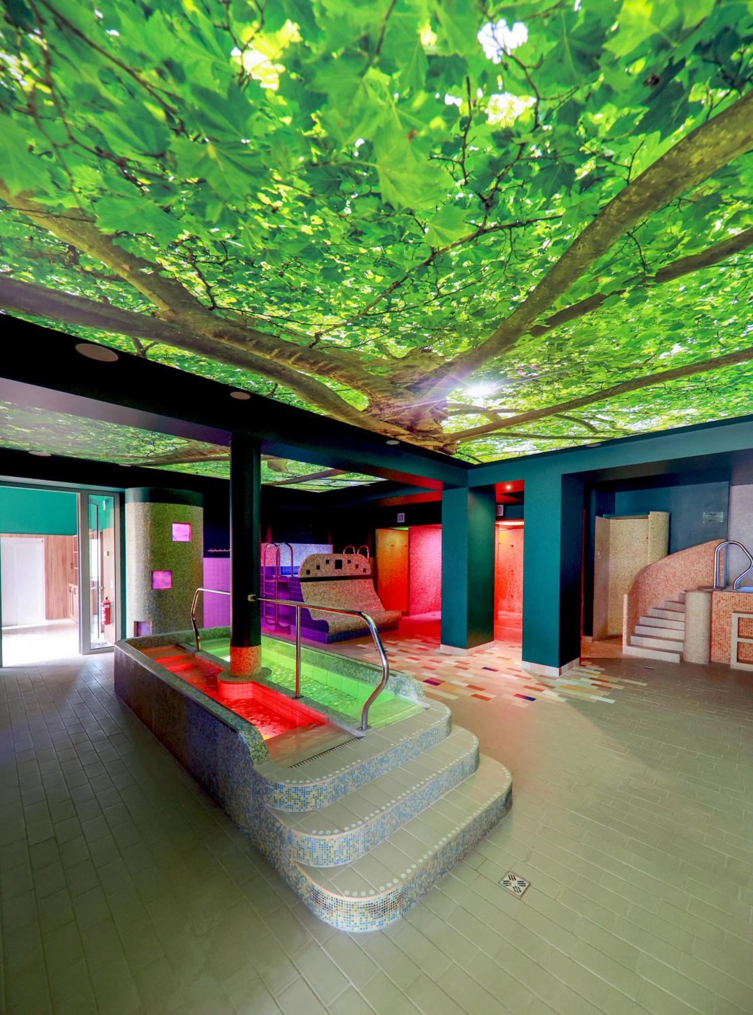 Hotel Svicarija - Terme ドブラナ エクステリア 写真